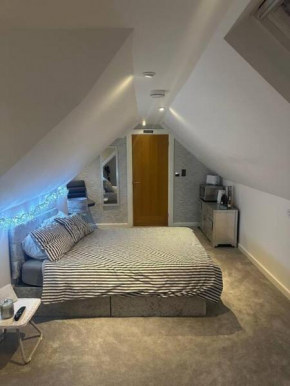 Cozy 1 bed Urban Haven